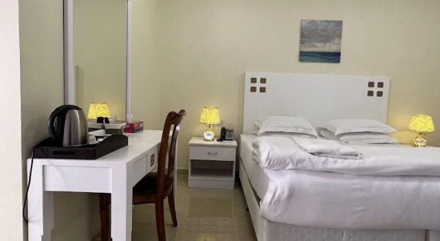 Номер Deluxe Ibra Plaza Hotel
