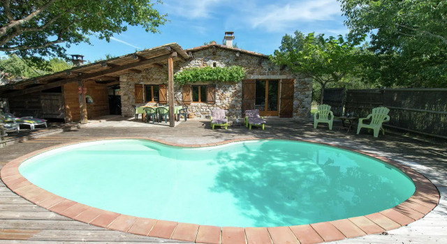 Lovely house in Ardeche, of ecological materials, with private swimming pool