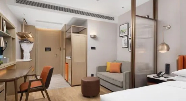 Капсула Home2 Suite by Hilton Shenyang Yuhong