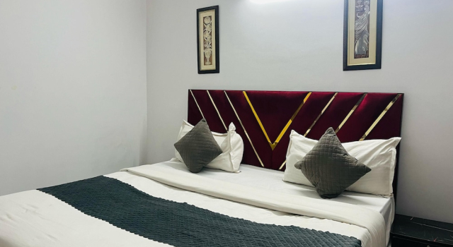Номер Deluxe Roomshala 045 Galaxy Noida 35