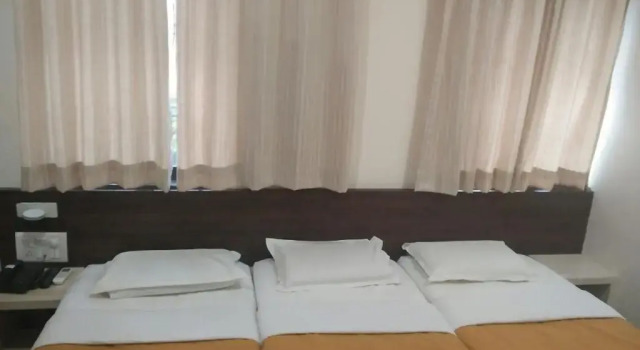 Hotel Darshan Executive, Забронировать Отель Отели штата Махараштры 3 звезды, 3*
