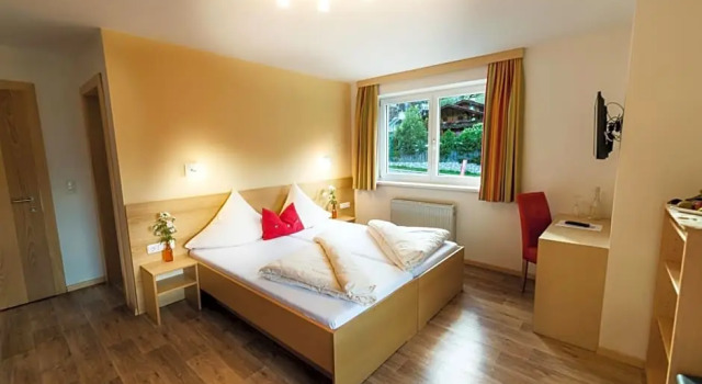 "Quality Hosts Arlberg" Hotel-Gasthof Freisleben, Prenota Hotel Arlberg Vorarlberg