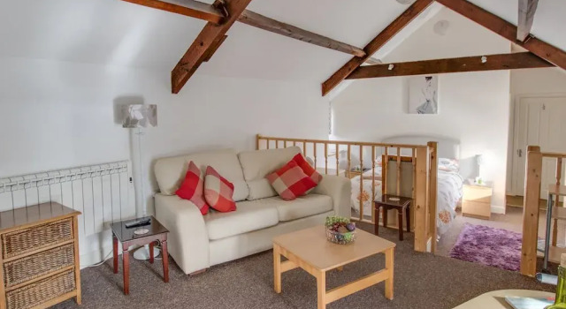Poolside Cottage, Prenota Casa vacanze Rickford Regno Unito