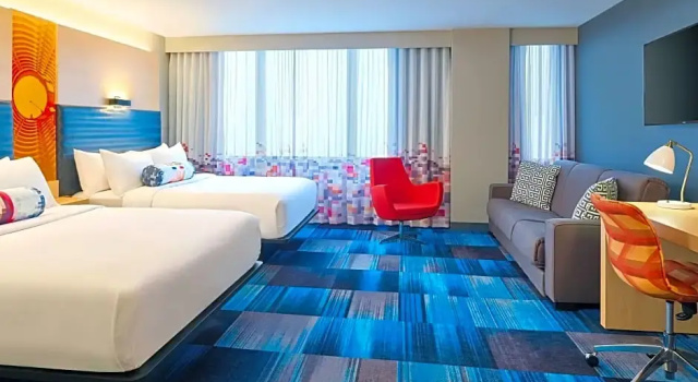 Номер Standard Aloft by Marriott South Bend