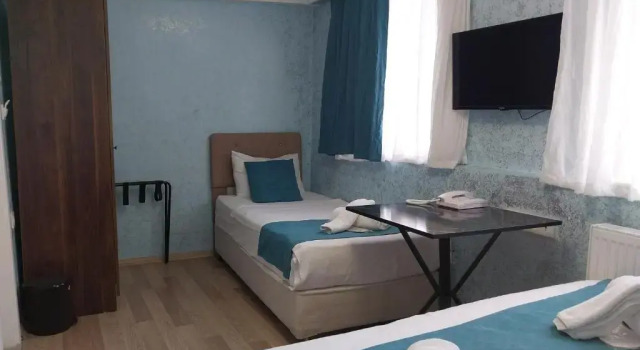 Трёхместный номер Economy Blue Sail Hotel