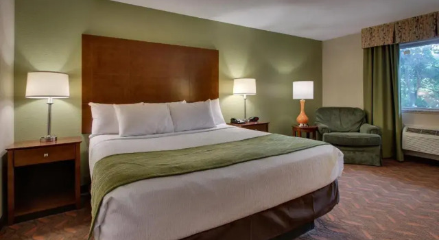 Номер Standard Greenfield Inn & Suites Elizabethtown, KY I65 Exit 94