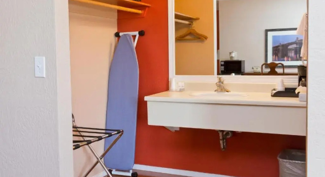 Номер Standard Flagstone Motel