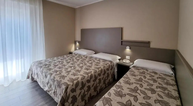 Трёхместный номер Standard с балконом Hotel Alla Fonte