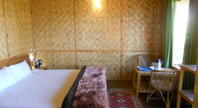 Sumit Hotel Kausani