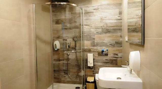 Полулюкс Отель Voevodyno Resort
