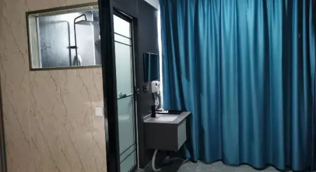 Tonghai Shiguang Hotel, Buchen Sie Hotel Hotels in Yunnan mit Parkplatz, Parkplätze