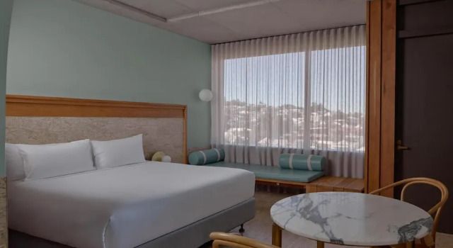 Четырёхместный номер Standard The Calile Hotel