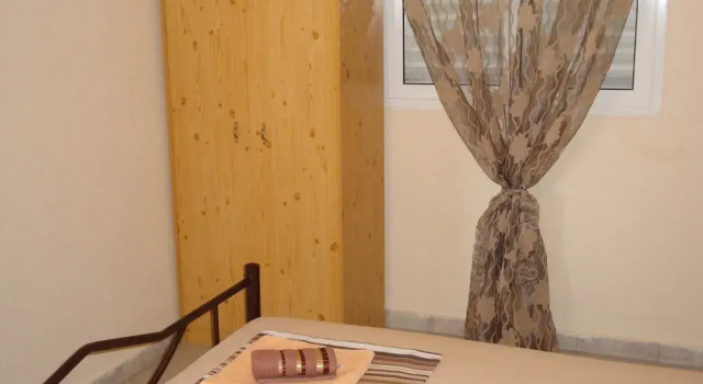 Visit Chalkidi and Enjoy the Wonderful Amenities Offered in This Apartment, Book Apartment  