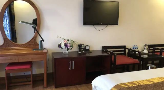 Hai Yen 2 Hotel, Забронировать Отель Шапа Лаокай, рядом с Рынок Сапа