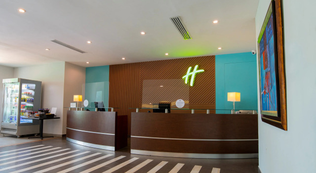 Holiday Inn Panama, Rezervovat Hotel Panamá Panama