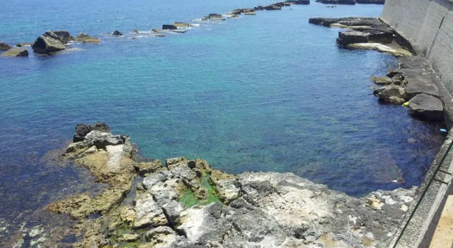 Коттедж c 1 комнатой Tolomei House Holidays Sea View