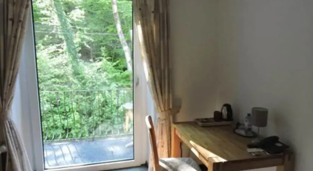 Bergische Schweiz, Rezervasyon Otel Velbert Kuzey Ren-Vestfalya