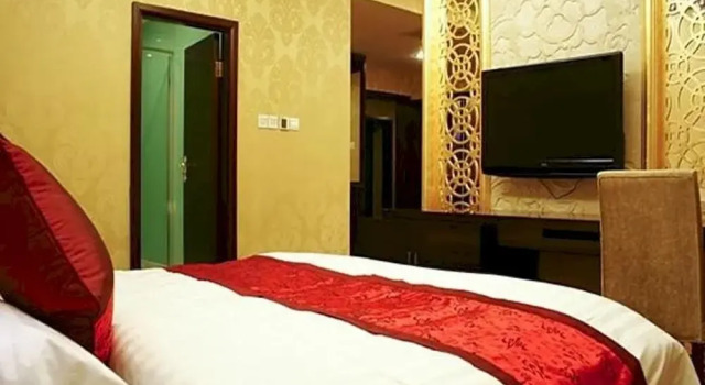 Zhengzhou Hailong Hotel, Rezervovat Hotel Čeng-čou Henan