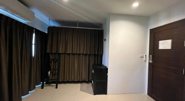 Кровать в общем номере Litera Hostel