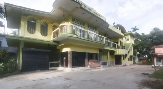 N N Residency by OYO Rooms