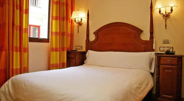 Двухместный номер Standard Hostal Victoria I