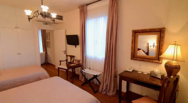 Семейный люкс с видом на море Korina Gallery Hotel