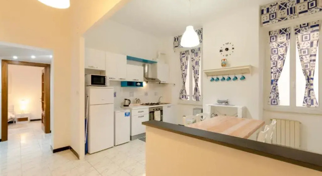 ALTIDO Charming Apt for 4 in Historical Centre of Genoa, Забронировать Отель Исторический центр Генуи Генуя, рядом с Станция метро Sarzano/Sant'Agostino