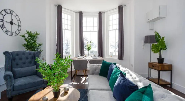 Апартаменты с видом на море The Regency Apartments