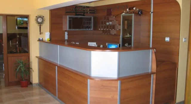 Kovanlika Hotel, Réserver Hôtel Ostrovche Razgrad