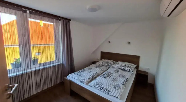 Апартаменты Пентхаус Holdudvar Apartman