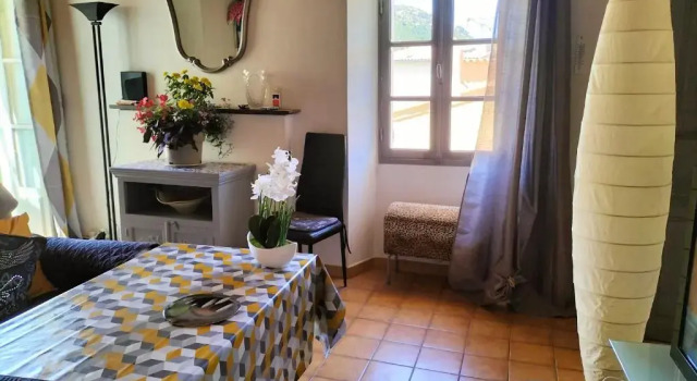 Appartement de 2 chambres avec terrasse amenagee et wifi a Santa Reparata Di Balagna a 5 km de la plage, Book Lejlighed Santa-Reparata-di-Balagna Balagne