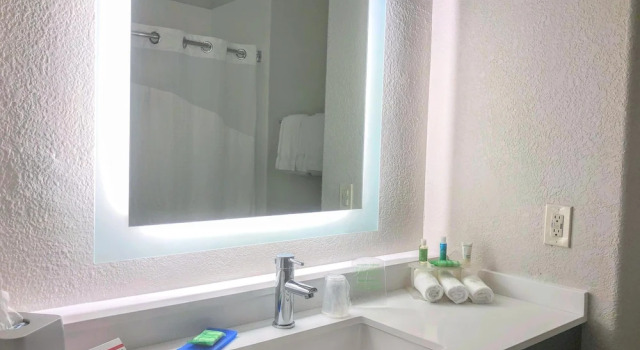 Люкс Holiday Inn Express & Suites Hearne by IHG