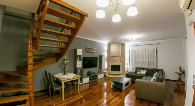 Vier Luxury House, Book Hotel Hotels in Serres with Parking, Parking