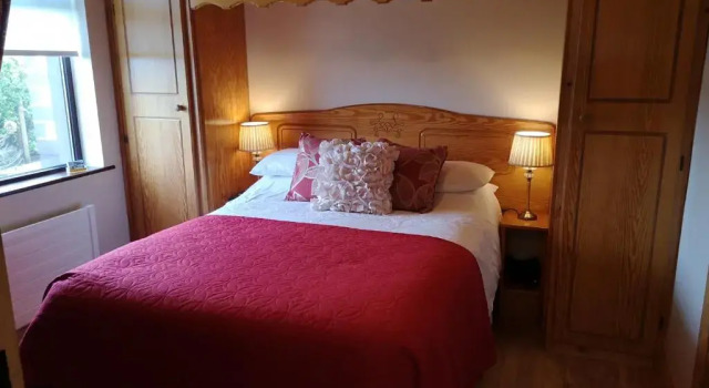 Двухместный номер Deluxe с видом на горы Mount Edward Lodge