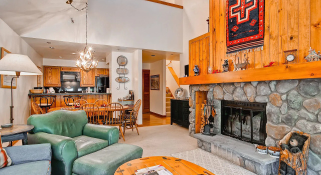 Kiva Lodge by East West Hospitality