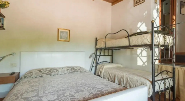 Villa Cristina, Book Villa Hoteller i Trecase med parkering, Parkering