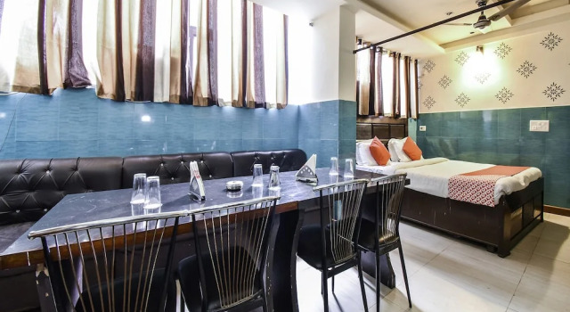 Люкс Oyo 22424 Hotel Vice Roy