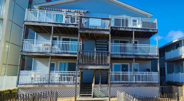 Номер Standard Ocean Manor 1n 3 Bedroom Condo by RedAwning