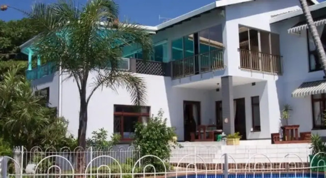 Umkomaas Guest House, Забронировать Гостевой дом Умкомас Durban South Coast