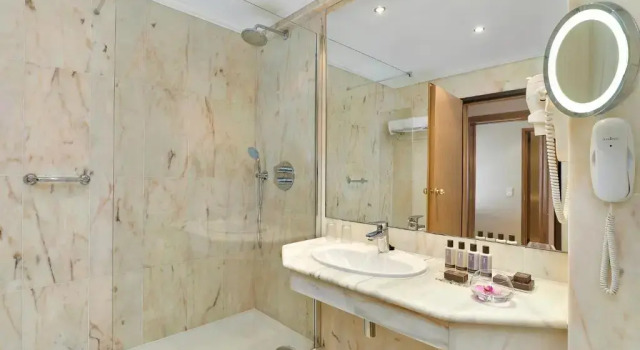 Люкс Ria Park Hotel & Spa