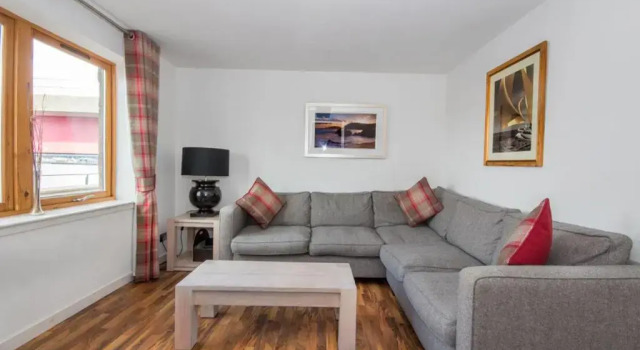 Апартаменты Portland Apartment