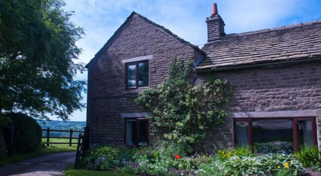 Hill Top Farm B&B, Book Landbrugsophold Hoteller i North Wales med parkering, Parkering