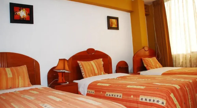 Habitación cuádruple Estándar Hotel Don Sam