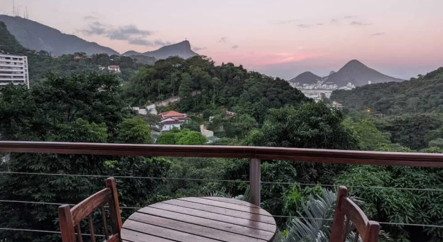 Люкс Presidential с 2 комнатами с видом на озеро Gavea Tropical Boutique Hotel