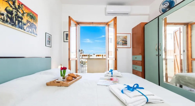 Coral House 2, Забронировать Отель Отели Альгеро с бассейном, рядом с Пляж Мария Пиа, Бассейн