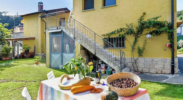 Petit Jardin, Забронировать Апартаменты/квартира Отели Лугано с парковкой, Парковка