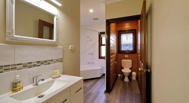 Двухместный номер Deluxe с балконом Tranquilles Bed & Breakfast