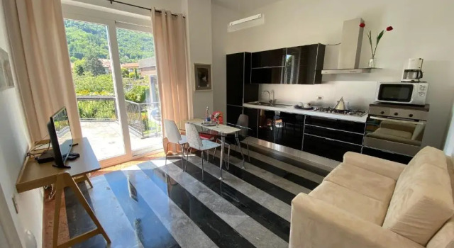 Апартаменты с 2 комнатами Villa Costantina with heated POOL