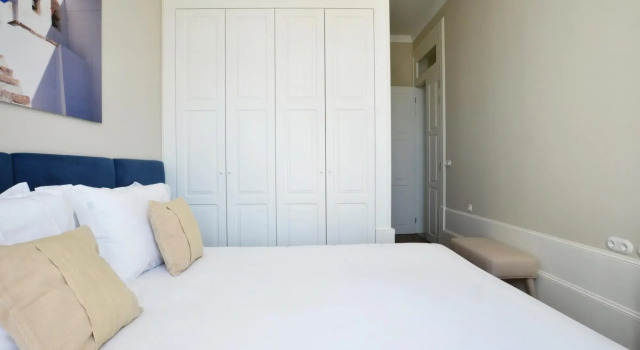 Market 3A in Oporto With 2 Bedrooms and 2 Bathrooms, Забронировать Отель Порту Регион Порту, рядом с Театр Coliseu do Porto