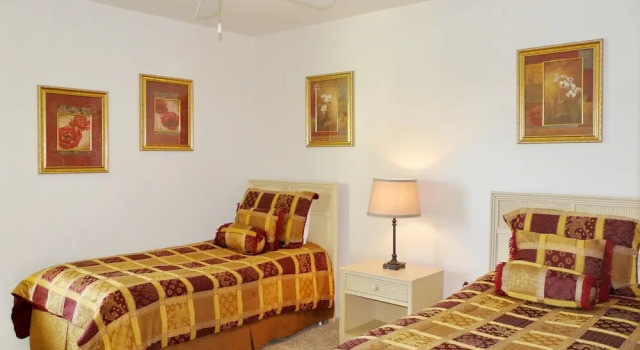 Peaceful Condo With Pool Across From South Beach, Забронировать Отель Отели в центре Марко-Айленд, в центре
